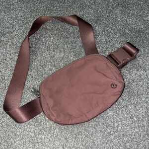 Excellent condition Lululemon everywhere bag.